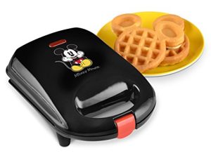 Disney DCM-9 Mickey Mini Waffle Maker